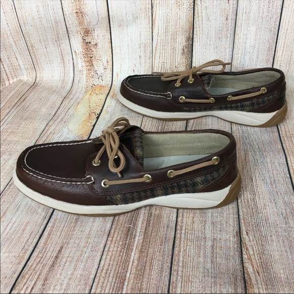 Sperry Intrepid brown boat shoes, great condition! - Picture 2 of 4